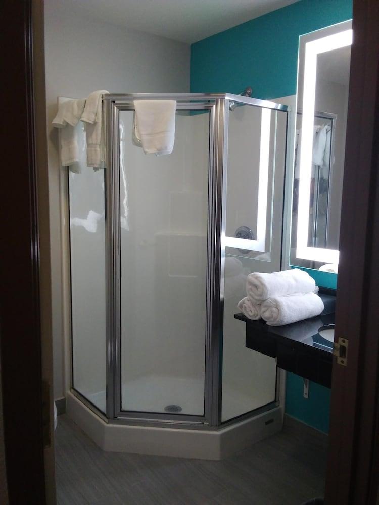 La Quinta By Wyndham Jamestown Ngoại thất bức ảnh