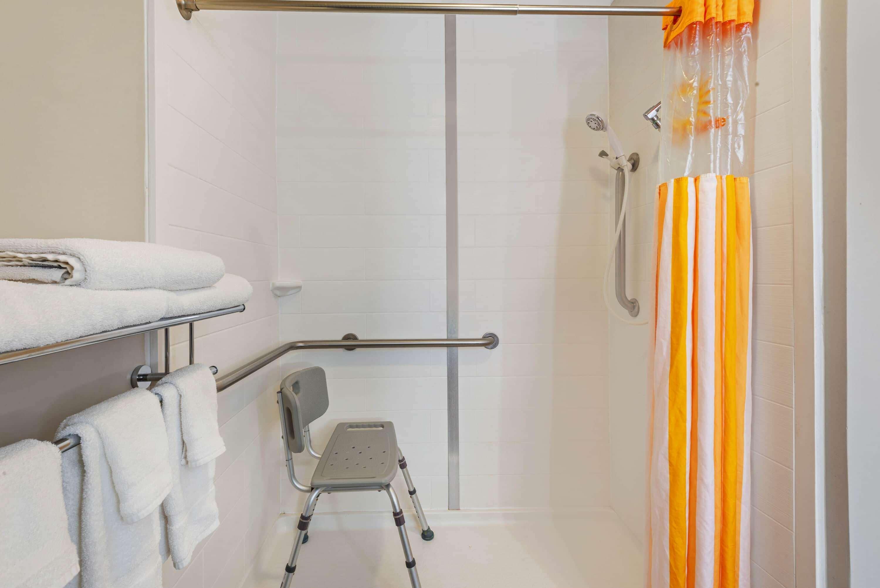La Quinta By Wyndham Jamestown Ngoại thất bức ảnh