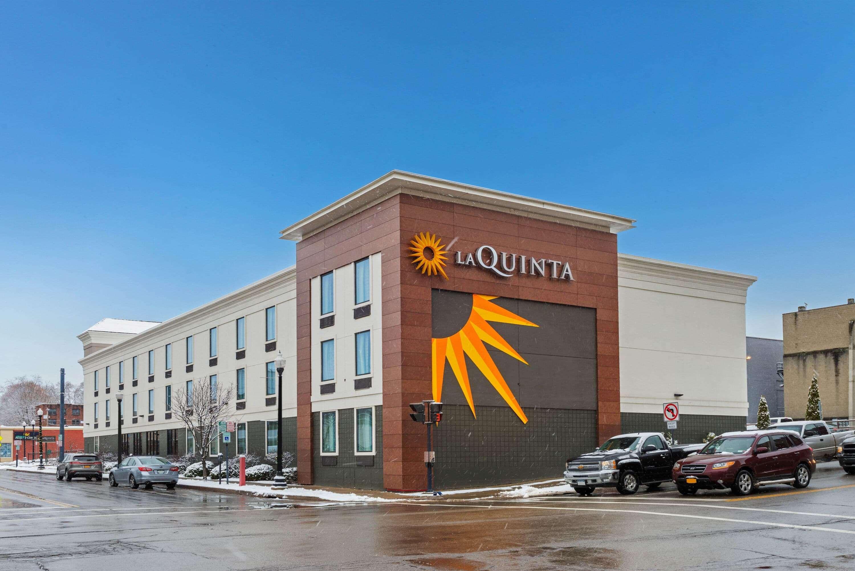 La Quinta By Wyndham Jamestown Ngoại thất bức ảnh