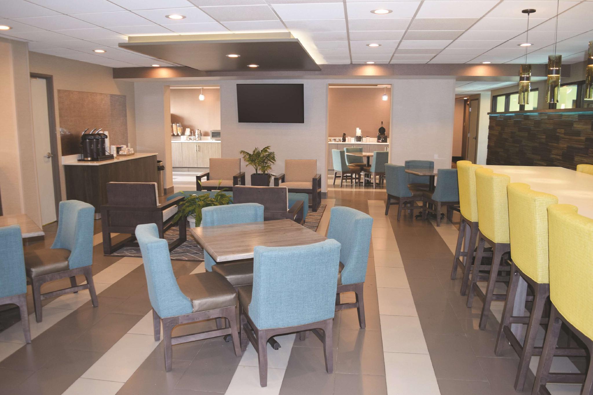 La Quinta By Wyndham Jamestown Ngoại thất bức ảnh